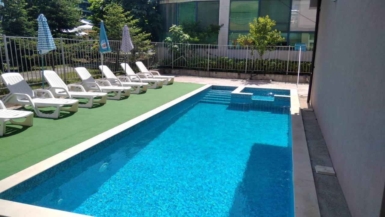 Guest Rooms Venera Primorsko Exterior photo