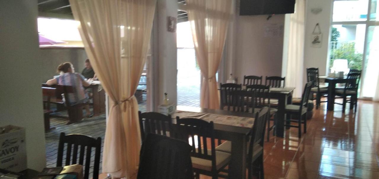 Guest Rooms Venera Primorsko Exterior photo